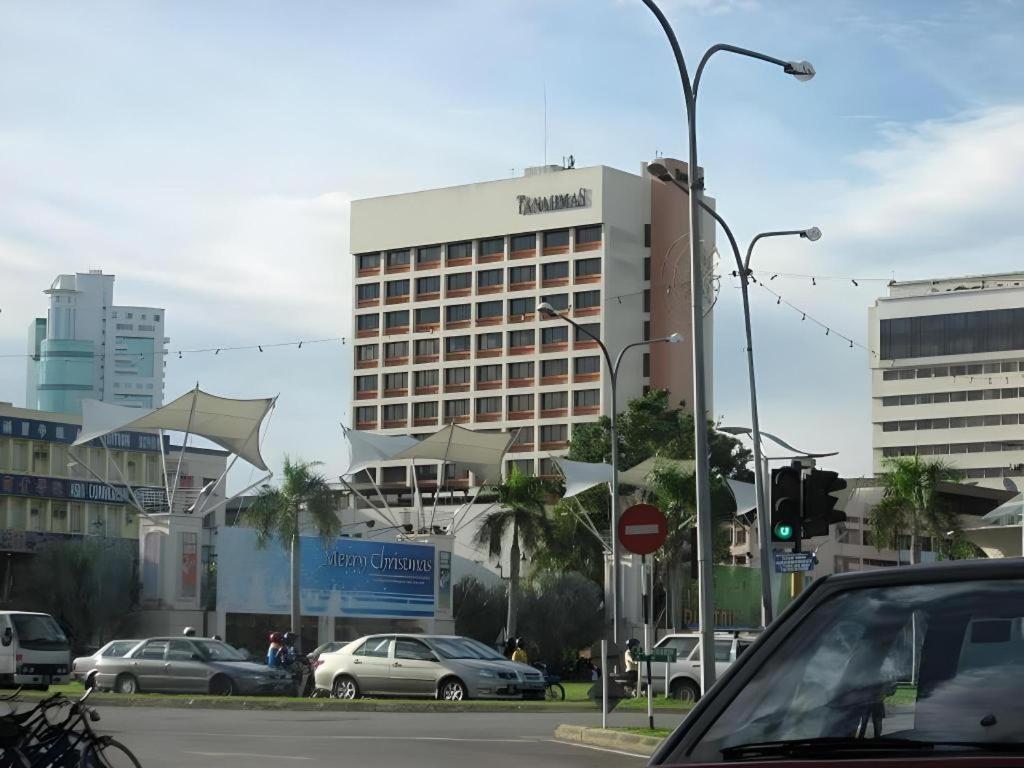 Tanahmas The Sibu Hotel Екстер'єр фото